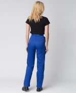Костюм женский (тк.Смесовая,210) брюки, васильковый/красный — изображение 4